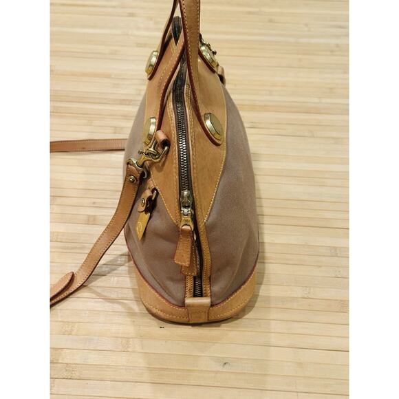 Vtg Dooney & Bourke Cabriolet Canvas Vacchetta Leather Domed Satchel & Dust Bag - Picture 4 of 16